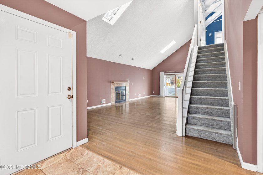 WELCOME TO THIS STUNNING CONTENPORARY HOME LOCATED IN THE HIGHLY - photo 8