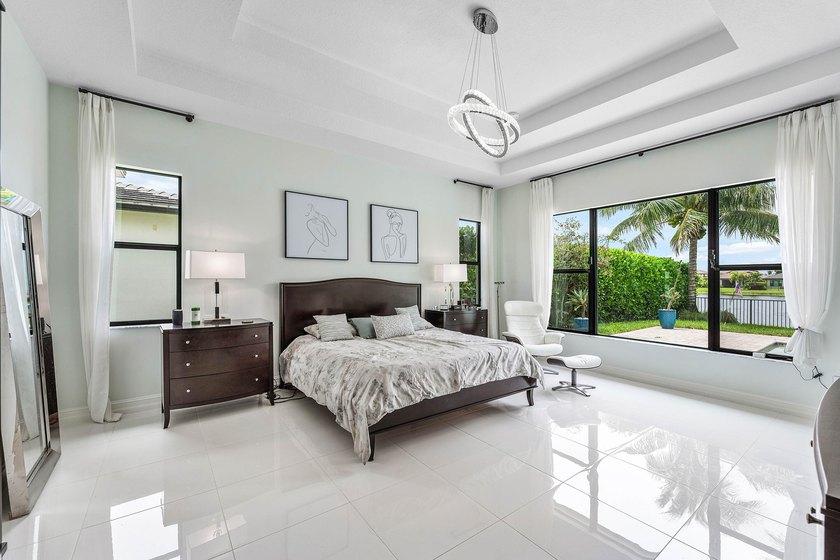 Why wait to build? This stunning 2019 estate home in highly - photo 24