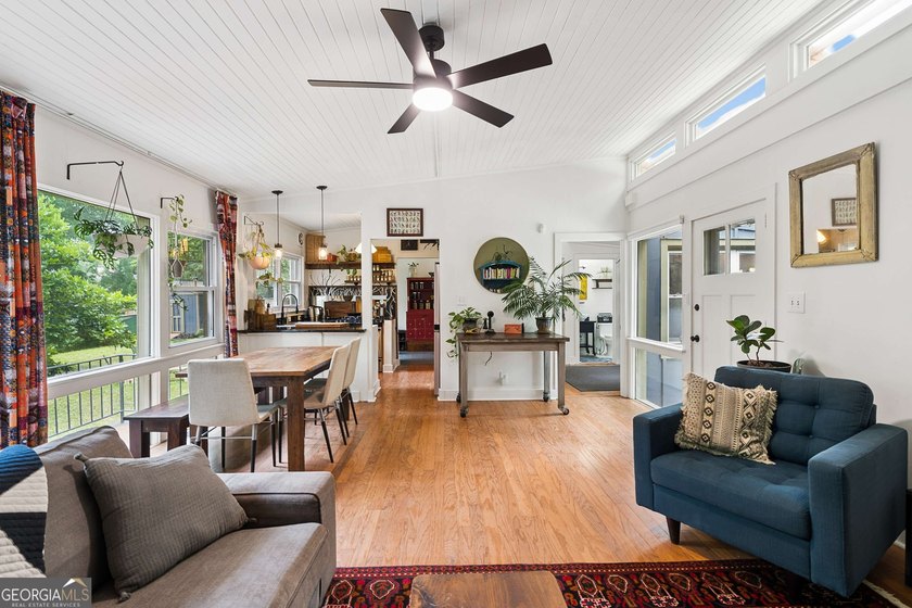 Located in sought-after East Lake, within the coveted 1st-tier - photo 2