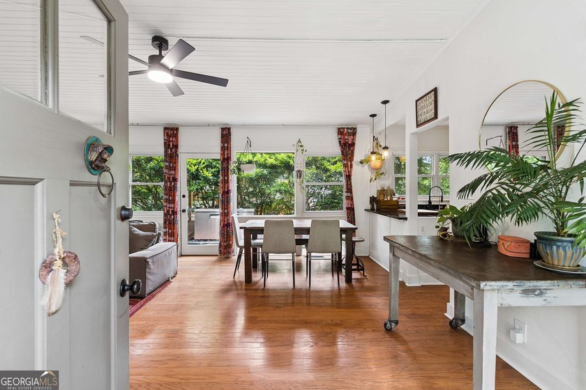 Located in sought-after East Lake, within the coveted 1st-tier - photo 5