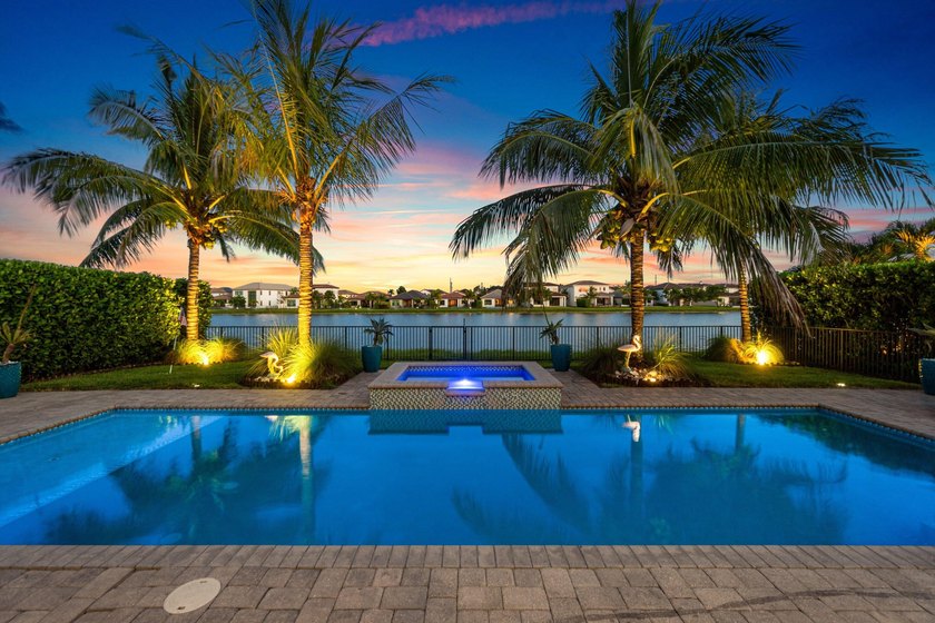 Why wait to build? This stunning 2019 estate home in highly - photo 44