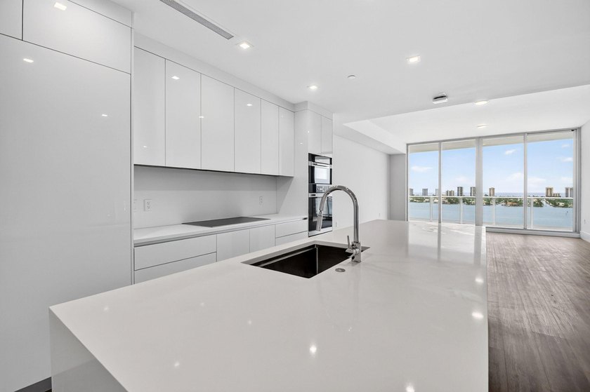 Indulge in the elegance of resort-style waterfront living in - photo 18