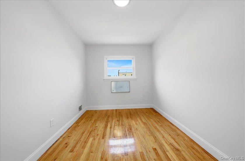 Fully renovated Single Family located in the highly sought-after - photo 19