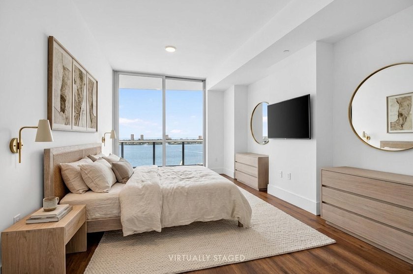 Indulge in the elegance of resort-style waterfront living in - photo 22