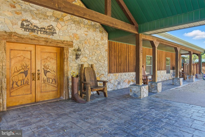 Charlottesville Area Lodge - Guesthouse - Barndominium Winery - photo 29