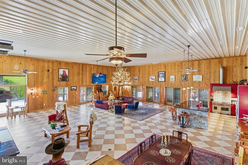 Charlottesville Area Lodge - Guesthouse - Barndominium Winery - photo 33
