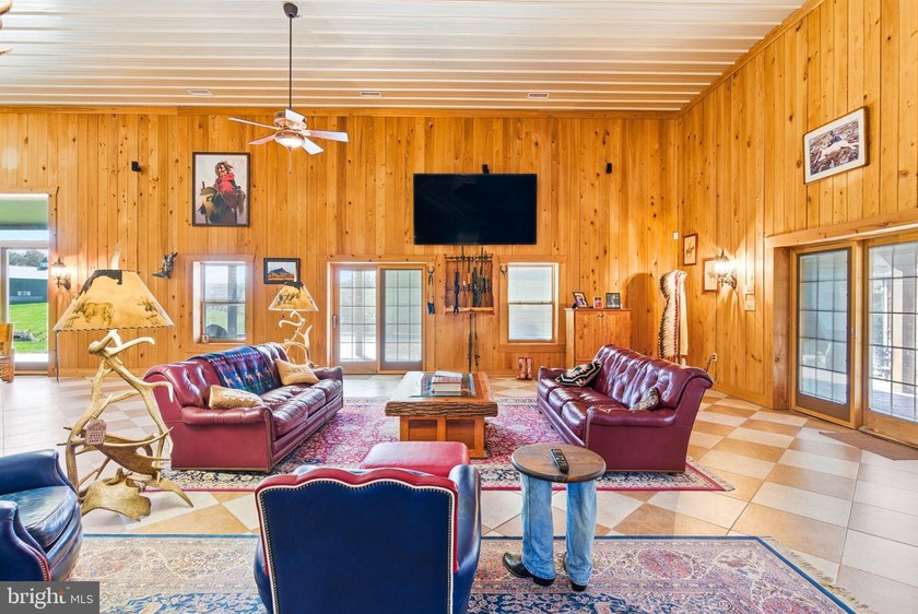 Charlottesville Area Lodge - Guesthouse - Barndominium Winery - photo 47