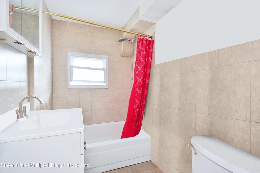 Welcome to 48 White Plains Ave - Check out this great, spacious - photo 7