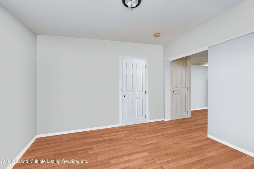 Welcome to 48 White Plains Ave - Check out this great, spacious - photo 8