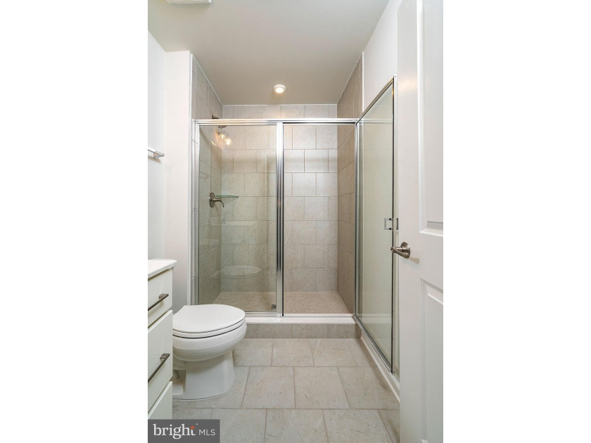 Brand-New Miller &amp; Smith Elevator Brownstone-one of only FOUR - photo 3