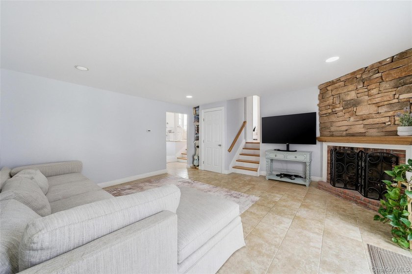 NO NEED TO FRET...YOU WILL NOT REGRET...MOVING TO NASSAU SHORES - photo 6