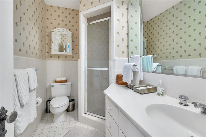 2nd home from the Ocean!!!A Charming Sea Island Cottage is - photo 31