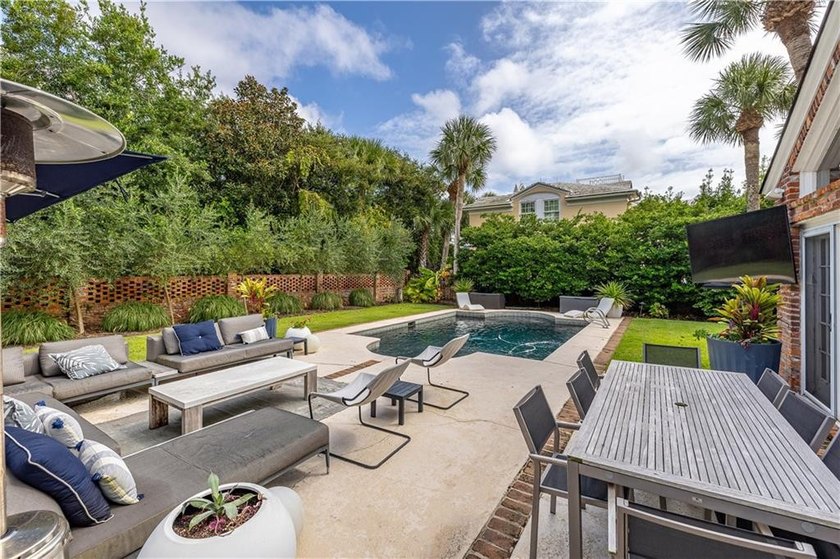 2nd home from the Ocean!!!A Charming Sea Island Cottage is - photo 45