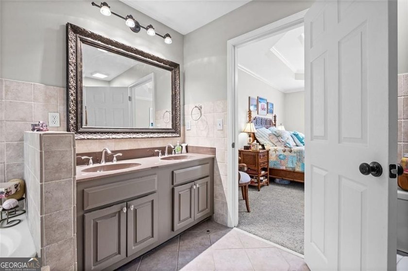 Welcome home to this stunning, move-in-ready 4-bedroom beauty - photo 22