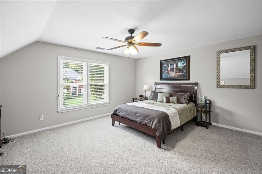 Welcome home to this stunning, move-in-ready 4-bedroom beauty - photo 27
