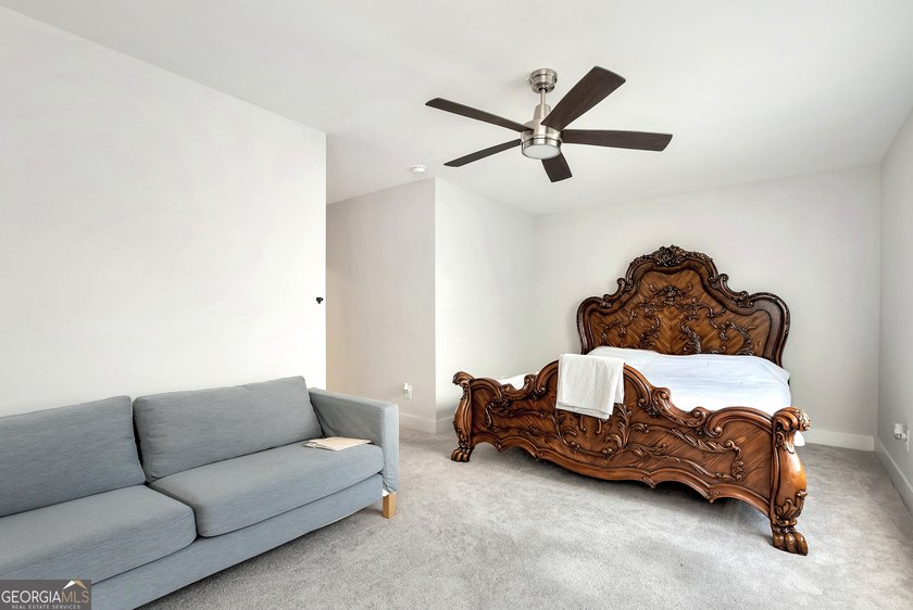 Welcome home to this stunning 5-bedroom, 3-bath home in the - photo 30