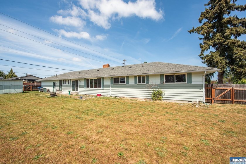 Beautiful four bedroom, 1896 sq. ft. home for sale in Sequim! - photo 42
