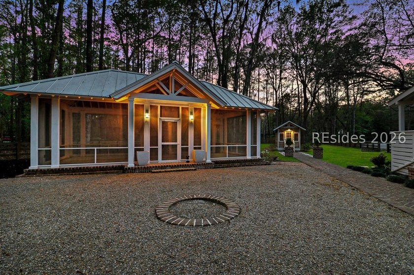 Arguably one of the most coveted estates in Rose Dhu Creek - photo 6