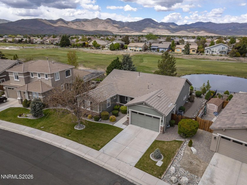 Welcome to 824 Ballybunion Drive! Perfectly positioned along the - photo 4