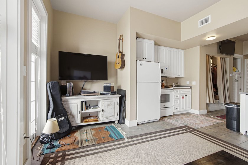 Incredible opportunity in the heart of Gulf Place Town Center on - photo 9