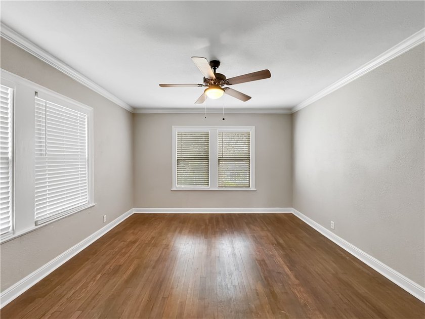 Prime investment opportunity or the perfect chance to *house - photo 17
