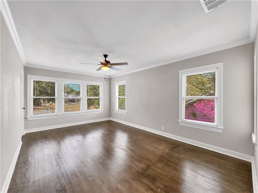 Prime investment opportunity or the perfect chance to *house - photo 18
