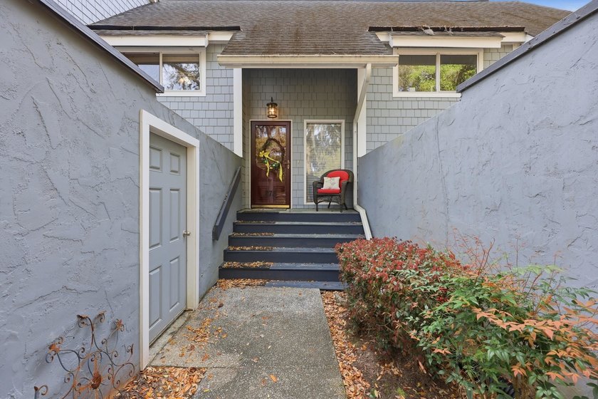 117 Finch Dr. #272 offers a rare opportunity to enjoy the - photo 4