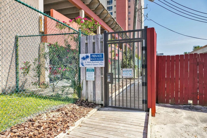 Luxury updates, deeded beach access and superb Destin Florida - photo 8