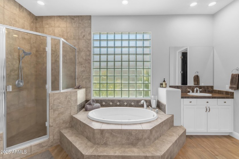 Nestled in the prestigious, gated community of Litchfield Greens - photo 33