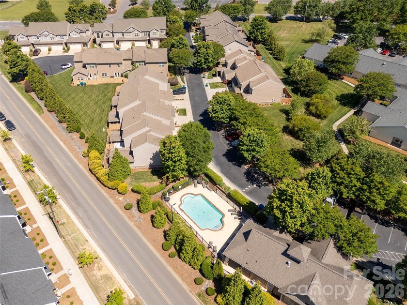 Welcome home to this beautifully maintained townhome in the - photo 48