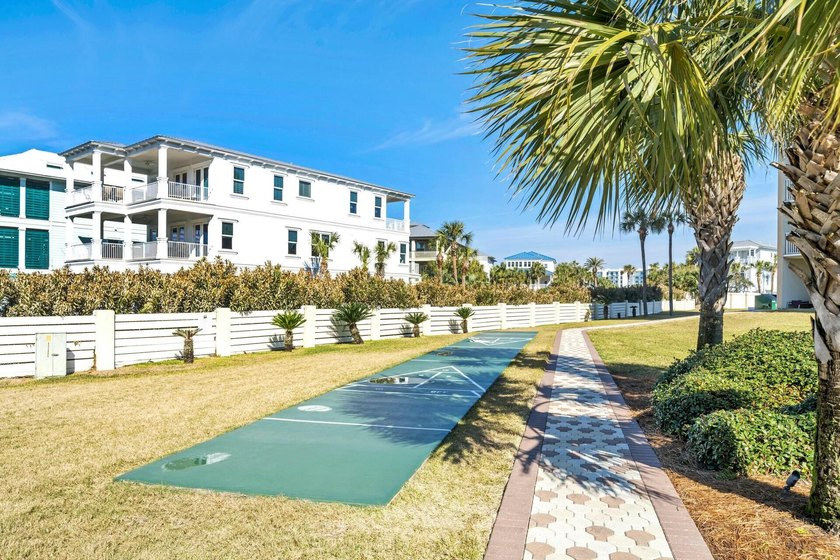 Penthouse! 2 Bedroom 2 Baths at The Islander. The perfect - photo 50