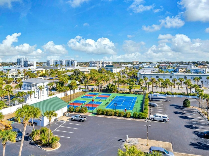 Penthouse! 2 Bedroom 2 Baths at The Islander. The perfect - photo 52