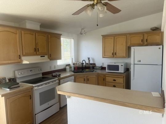 OUTSTANDING VALUE! 433A Filed, Home on permanent foundation - photo 7