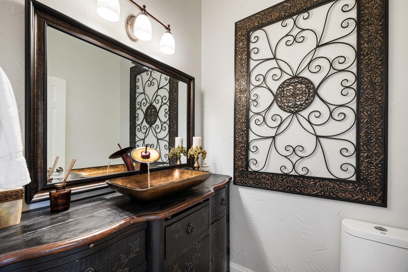 Welcome to The Plaza, a boutique 12-unit condominium located in - photo 10
