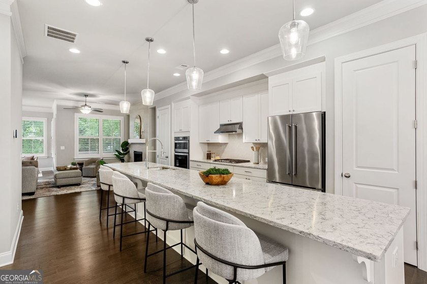 Welcome to 3796 Huger Pl SE, where thoughtful design meets - photo 10