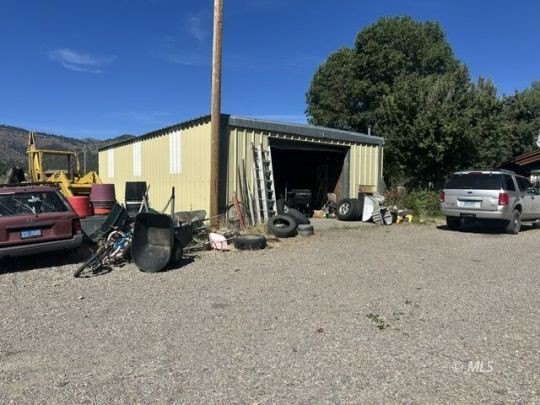 142 Co. Rd. 147 Cedarville, Ca. Escape to the beauty and - photo 4