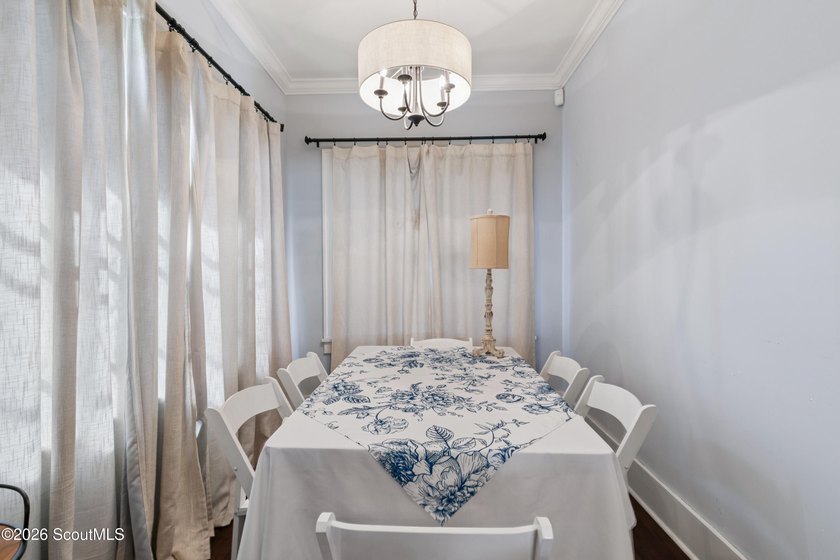 Exceptional opportunity to own a beautifully renovated, turnkey - photo 13