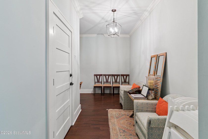 Exceptional opportunity to own a beautifully renovated, turnkey - photo 21