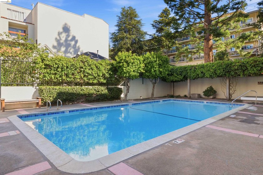 Welcome to 288 Whitmore St #121, a fully updated 1BD/1BA condo - photo 25