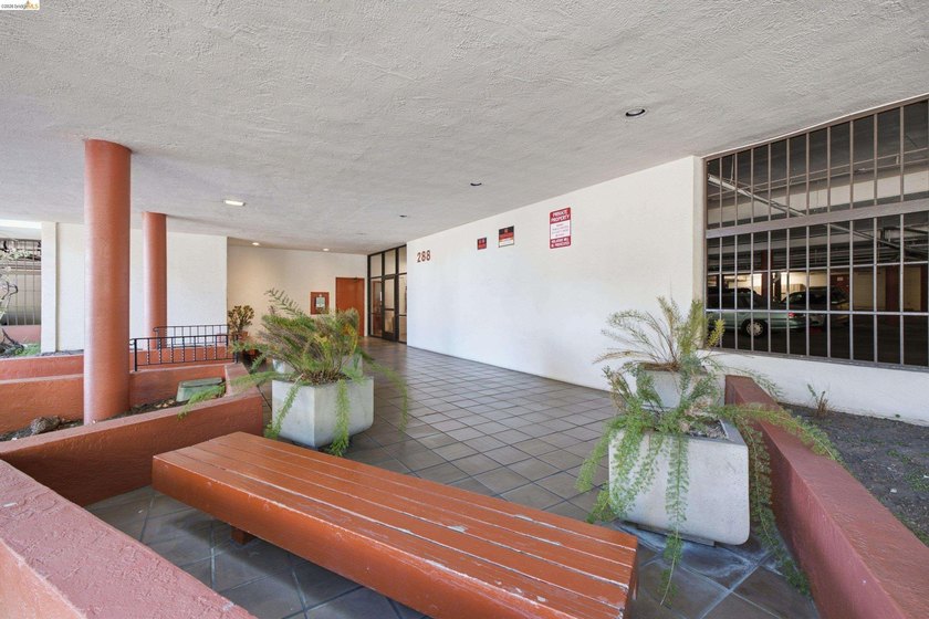 Welcome to 288 Whitmore St #121, a fully updated 1BD/1BA condo - photo 32