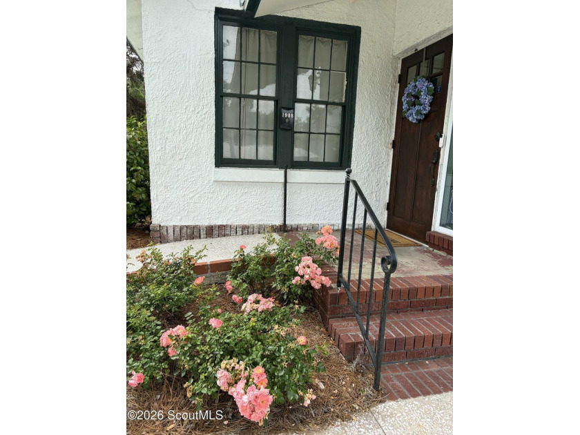 Exceptional opportunity to own a beautifully renovated, turnkey - photo 48