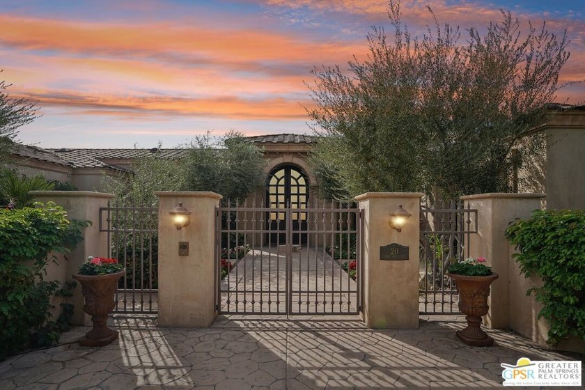 Sophisticated luxury meets timeless elegance in this exceptional - photo 4
