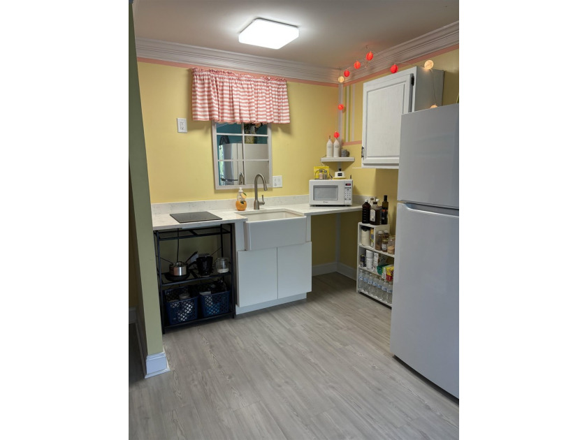 Covenant Towers is a 55 and older fantastic Retirement Community - photo 3