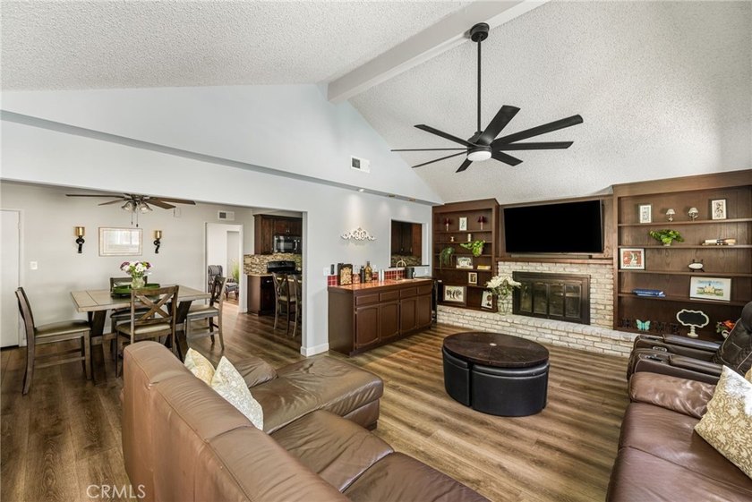 Welcome to 1914 Mabury, a beautifully maintained home where - photo 21