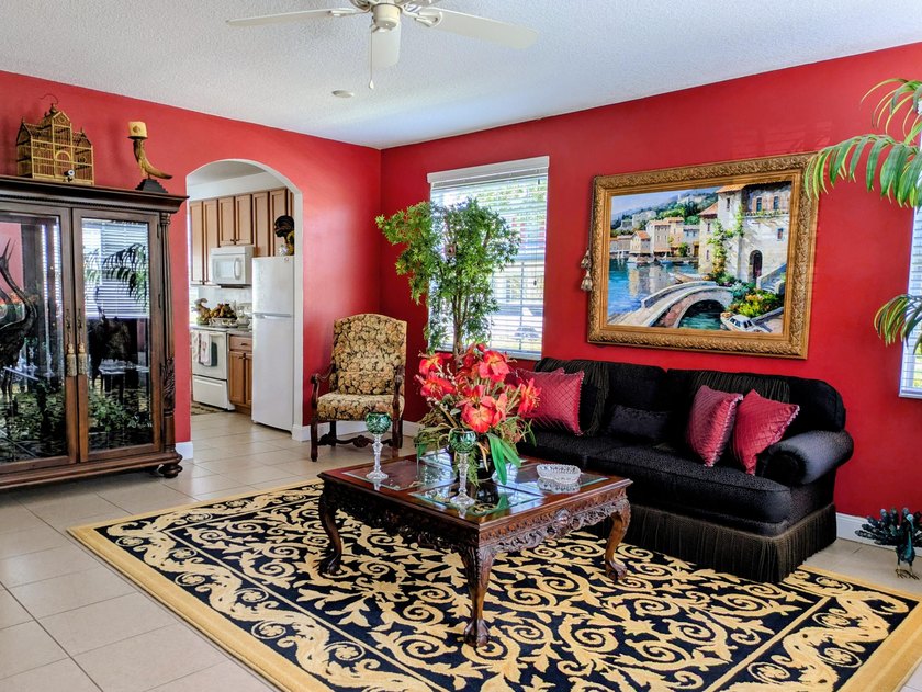 Lowest Price 3 bedroom unit at East Lake Village. Beautifully - photo 2