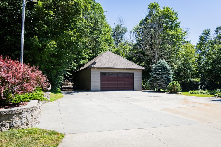 Enjoy this beautiful ranch style home nestled on 34.46 acres - photo 41