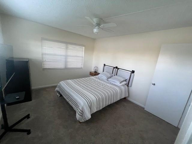 Bright ground-floor corner unit, partially furnished, featuring - photo 15