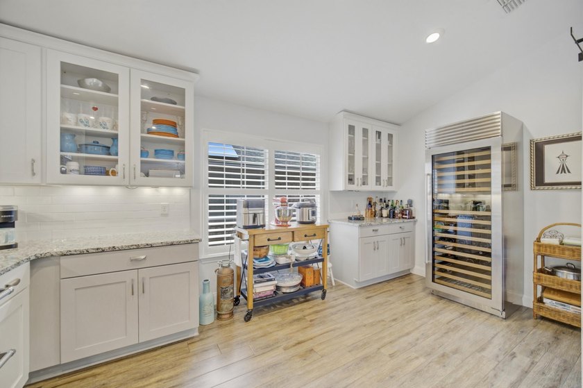 Welcome to this beautifully upgraded coastal retreat in the - photo 9