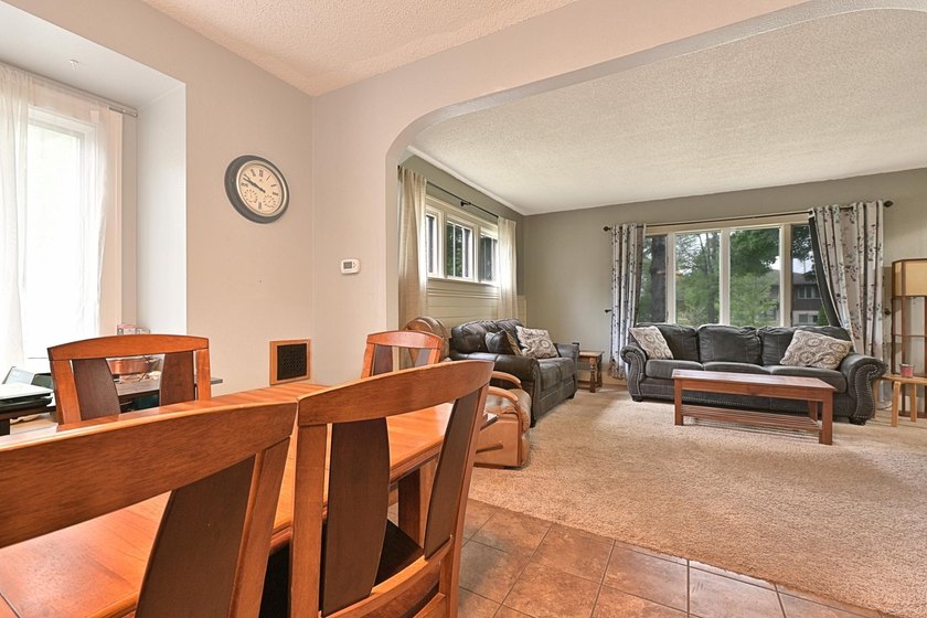 This is a very nice three-bedroom home with stainless steel - photo 5