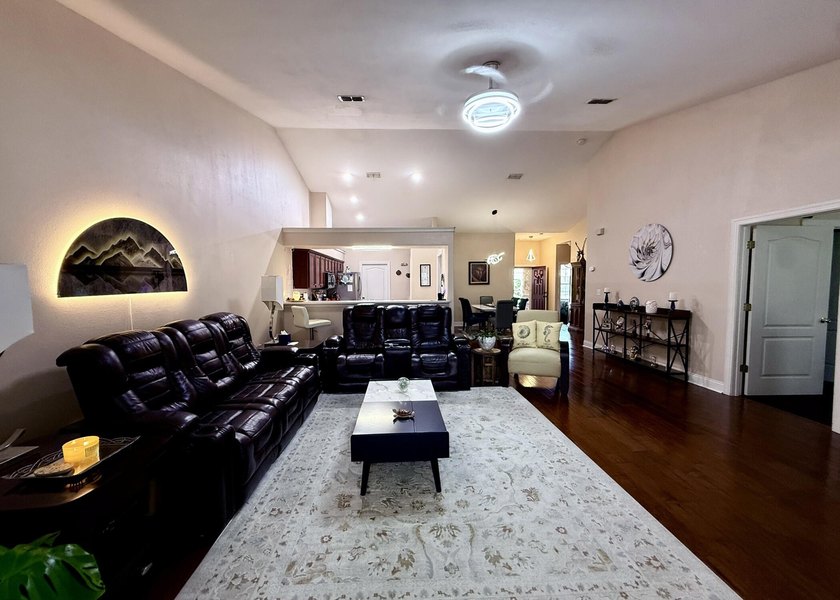 This beautiful, spacious home is located in the highly - photo 7